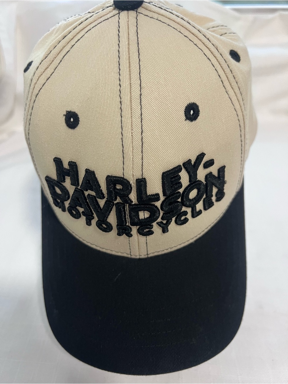 Harley-Davidson Beige and Black Embroidered Logo Cap